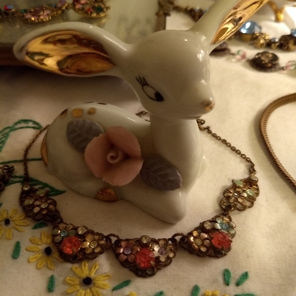 Confused about vintage jewelry terms & acronyms?